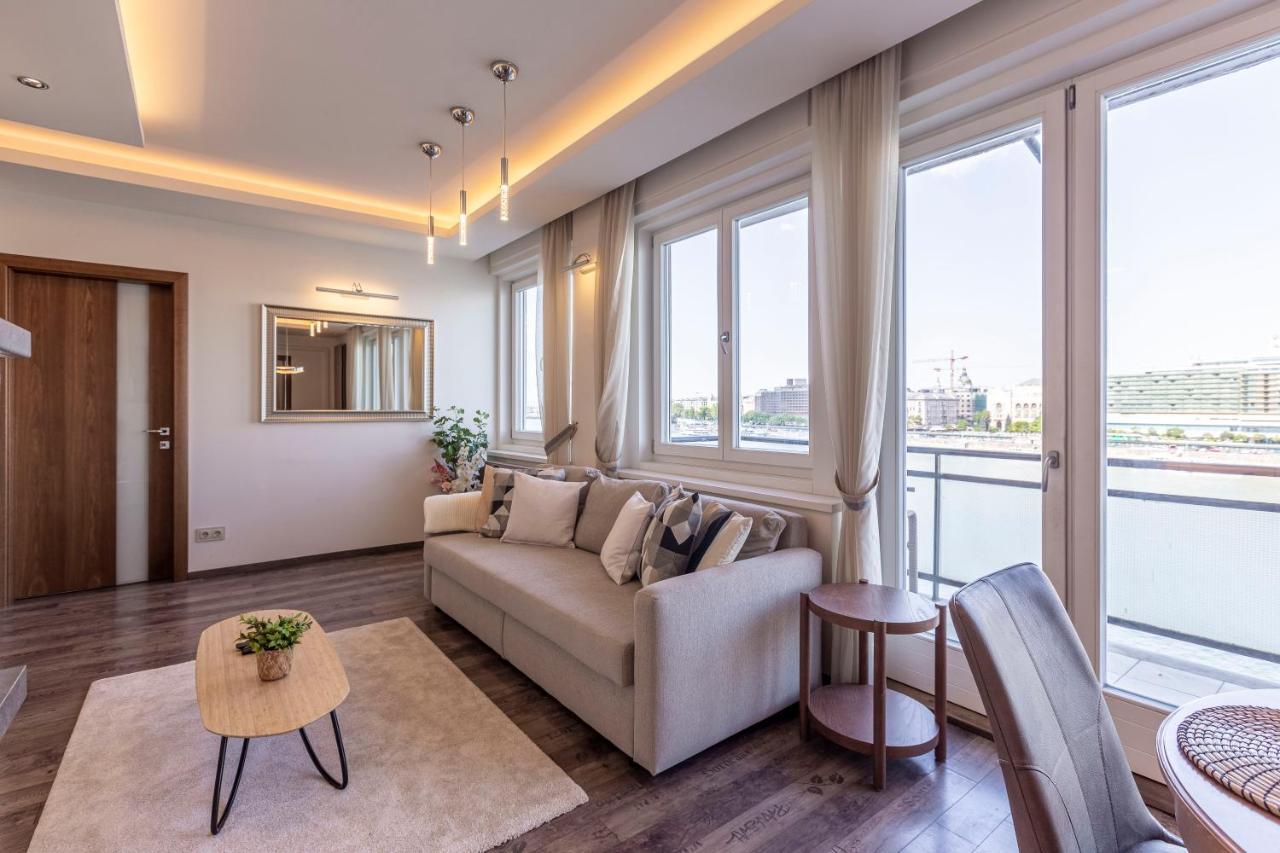 Luxury Residence With A Beautiful View For The Danube River Будапеща Екстериор снимка
