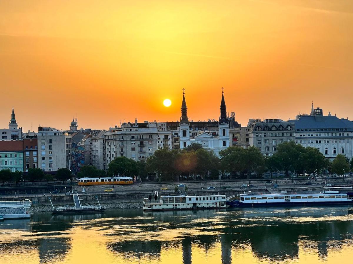 Luxury Residence With A Beautiful View For The Danube River Будапеща Екстериор снимка